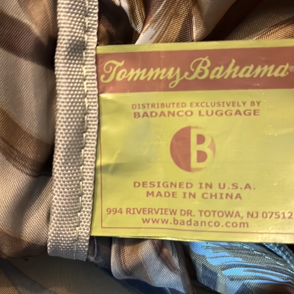 Tommy Bahama Bags Tommy Bahama Large Black Leather Expandable
